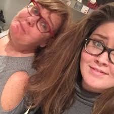 Beth Simpson (@beth_simmie)