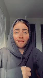 Shauna Marshall (@shauna.bauna)