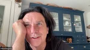 Steve Hogarth o najlepszym prezencie, jaki dostał pod choinkę: Odmienił  moje życie