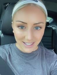 Lauren Burke's Instagram, Twitter & Facebook