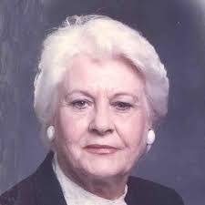 Daisy Spears's Instagram, Twitter & Facebook