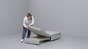 This combination includes 1 seat module with storage that allows you to quickly clear away your things but still have them close at hand. Ikea Vallentuna Zitmodule Met Bed Youtube