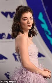 Check here to find great discounts on lorde tickets. Boy George Suggests That He Won T Be Replaced By Lorde On The Voice Aktuelle Boulevard Nachrichten Und Fotogalerien Zu Stars Sternchen