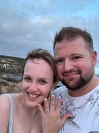 Hey Amoré fam! Just a quick little personal update… 💍 🥰 Paris x