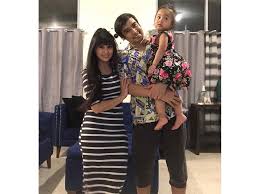 Watch 'mars pa more' weekdays at 8:45 am on gma network hosted by camille prats, and iya villania. In Photos The Quarantined Life Of Jopay Paguia And Joshua Zamora