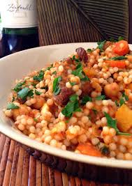 Lemon juice 2 tbsp olive oil 2 tbsp mint sprigs 15g in a shallow pan, toast the pine kernels, watching carefully and shaking the pan from time to time, until they are golden. Slow Cooker Moroccan Tagine Big Apple Curry
