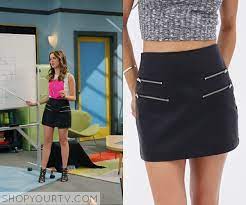 In chapters & choices, ally's fear is broken. Ally Dawson Fashion Clothes Style And Wardrobe Worn On Tv Shows Page 2 Of 3 Shop Your Tv