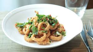 Es un plato que ha sobrevivido sin tener que cargar con el apelativo viejuno. Mariscos Calamares Chipirones Sepia Y Derivados Cual Es Mejor