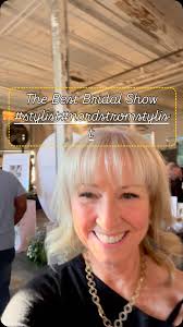 Blonde/His Hanger/Your Linens