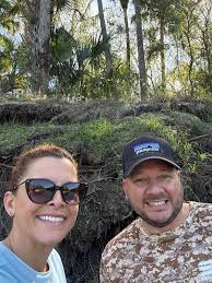 Is there a dry digging option for finding meg teeth in Florida without  trespassing?