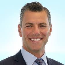 Dave Pifer's Instagram, Twitter & Facebook