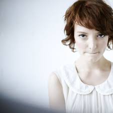 Women Skins Tv Biting Lips Dakota Blue Richards 2000x1333 Wallpaper Art Hd Wallpaper Dakota Blue Richards Dakota Blue Women Skin