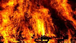 Istilah neraka berasal dari bahasa sanskerta dan bahasa hindi (india), yaitu naraka (नरक) yang dalam mitologi hindu dilukiskan sebagai seorang raksasa kejam. Bahagia Berkumpul Bersama Keluarga Di Neraka Netizen Kok Bisa Suara Jogja