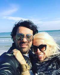 Florin, sotul ralucai, surpriza incendiara de ziua ei! Raluca BÄƒdulescu È™i SoÈ›ul Ei Au O Fantezie AtipicÄƒ Video Libertatea