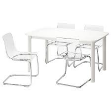 Dieses produkt ist für den hausgebrauch getestet und erfüllt die anforderungen hinsichtlich haltbarkeit und sicherheit. Strandtorp Tobias Tisch Und 4 Stuhle Weiss Transparent Ikea Deutschland