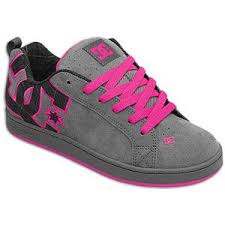 Black And Pink Womens Dc Shoes Eastbay Prepare To Win Dc Shoes Women Women Oxford Shoes Women Shoes Flats Oxfords