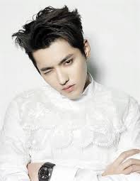 Khi được hỏi về tin đồn hẹn hò, ngô diệc phàm lẫn cô gái. Ä'á»™ Dai Cá»§a Mai Toc Thá»±c Sá»± Tá»‰ Lá»‡ Nghá»‹ch Vá»›i Váº» Ä'áº¹p Trai Cá»§a Ngo Diá»‡c Pham