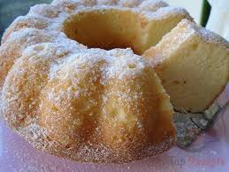 Frischer Und Saftiger Joghurtgugelhupf Top Rezepte De Rezept Rezepte Backen Kuchen Ohne Backen