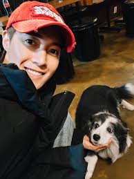 김현중 (Kim Hyun Joong) added a new photo.