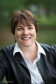 Time for Terri: Bane, Roslyn: 9781948327107: Amazon.com: Books