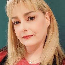 Melinda Ayers's Instagram, Twitter & Facebook