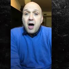 'Jeopardy' Contestant Paris Themmen Says Alex Trebek Glossed Over His  'Wonka' Fame