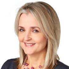 Samantha Linton's Instagram, Twitter & Facebook