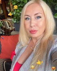 Tonya Crowder's Instagram, Twitter & Facebook