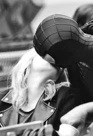 On Lui Avait Cache Son Passe Sa Quete De Verite Ne Fait Que Commencer The Amazing Spider Man Au Cinema Le 4 Juil The Amazing Spider Man Movies