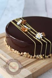 Epingle Par Cin Sur Deco En 2020 Gateau Kinder Delice Gateaux Et Desserts Recette Chocolat