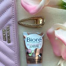 Biore rose quartz & charcoal daily purifying cleanser for oily skin works to deep clean and purify your pores, while adding some self love to energise you . Rose Quartz Charcoal Purifying Facial Cleanser Biore Skincare