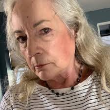 Carol Gossard's Instagram, Twitter & Facebook