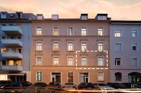Wohnungen von privat & maklern in neuhausen 73 wohnungen von privat & maklern. Stilvolle Elegante Und Frisch Renovierte Altbauwohnung In Bester Lage Neuhausen Lohmuller Immobilienmakler Munchen
