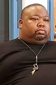 The Pretentious Cleveland Portrait Artists drawing Michael Oatman. 8-20-21  — The Pretentious Cleveland Portrait Artists.