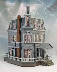 Grottu Addams Family House Doll House Plans Addams Family