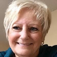 Donna Bixler's Instagram, Twitter & Facebook