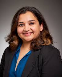 Stephanie Ahrens's Instagram, Twitter & Facebook