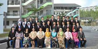 Kolej Tingkatan 6 Shah Alam Seksyen 24 Surat Mil