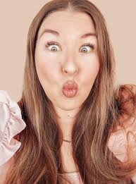 MEET ANNA — Lovely Aesthetics Co