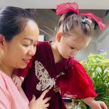 Mai Hoa • Facebook