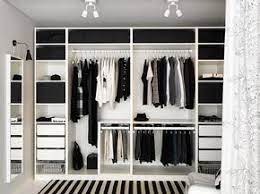 Man kan bygga väldigt fritt och blanda några dörrar i ek och någon som. Pax Planner Ikea Apartment Bedroom Decor Wardrobe Room Dressing Room Design