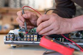 3,600+ Tv Repair Stock Photos, Pictures & Royalty-Free Images - iStock | Tv  repair man, Tv repair shop, Tv repair service