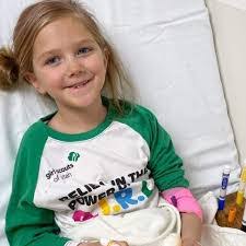 Alicia Atkinson's Instagram, Twitter & Facebook