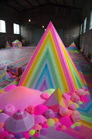Artist Uses Thousands Of Candies To Turn Rooms Into Sweet Wonderlands Floor Art Installation Art Contemporary Artwork
