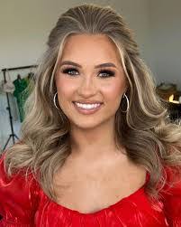 Jillian Marie's Instagram, Twitter & Facebook