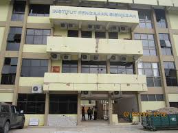 Ips.upsi.edu.my receives about 1.47% of its total traffic. Galleries Beyond Steel Maju M Sdn Bhd