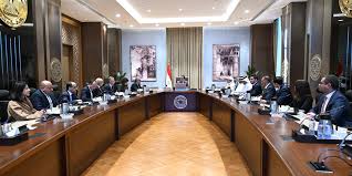 رئاسة - رئيس الوزراء يلتقي الرئيس التنفيذي لشركة "المانع" القابضة القطرية  عقد الدكتور مصطفى مدبولي، رئيس مجلس الوزراء، مساء اليوم، بمقر الحكومة  بالعاصمة الجديدة، اجتماعًا مع السيد/ عبدالعزيز المانع، الرئيس التنفيذي لشركة  "