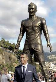 Cristiano Ronaldo's statue has a huge erection and he approves - Outsports