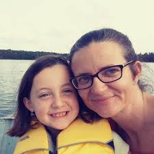 Julie Sinclair (@JECSinc)