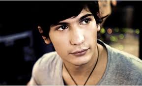 Pierdavide tutto ciò che riguarda il nostro cantautore preferito, pierdavide carone. Amici 11 Pierdavide Carone Sulle Liti Attorno All Eredita Di Lucio Dalla Sono Disgustato Mondoreality